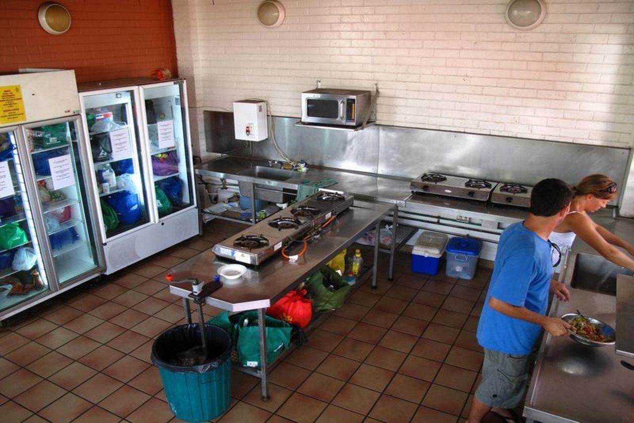 Chillis Backpackers Hostel Darwin Exterior photo