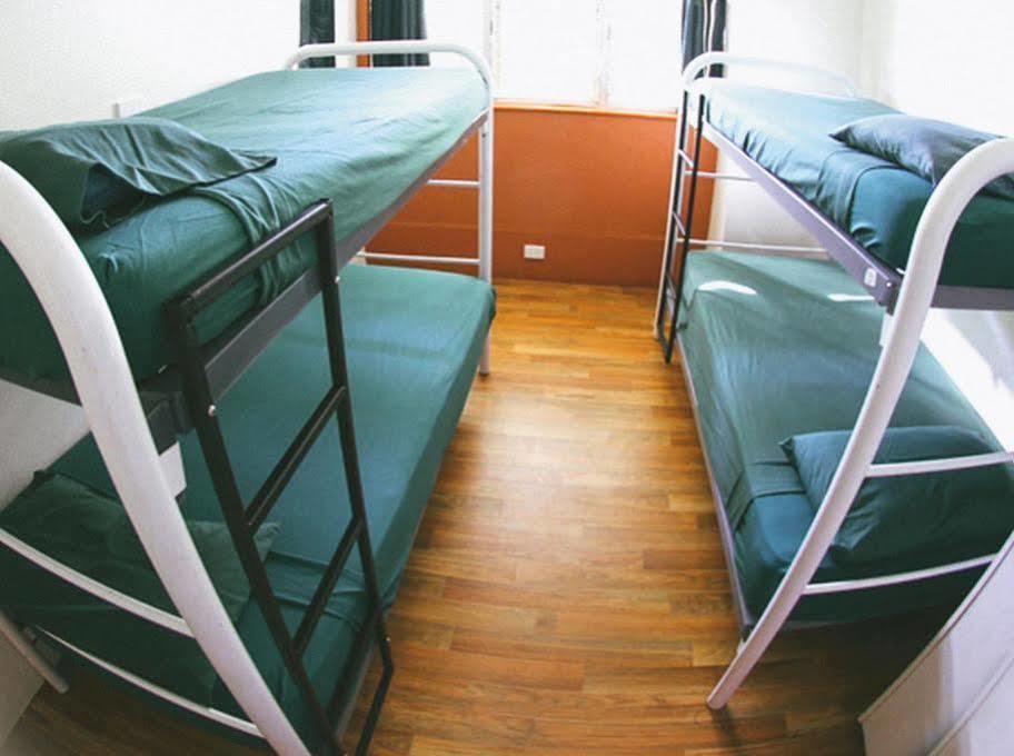 Chillis Backpackers Hostel Darwin Exterior photo