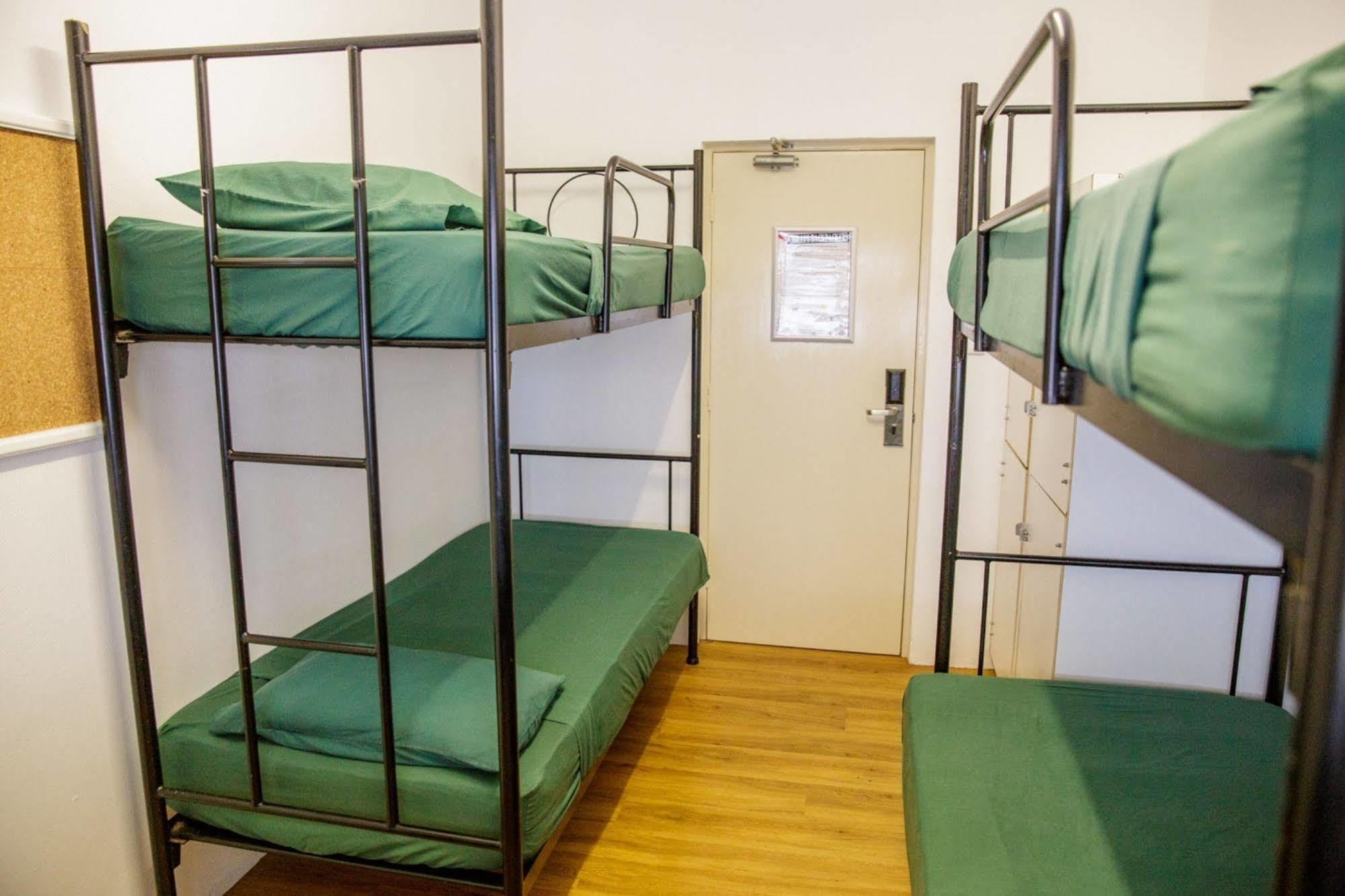 Chillis Backpackers Hostel Darwin Exterior photo