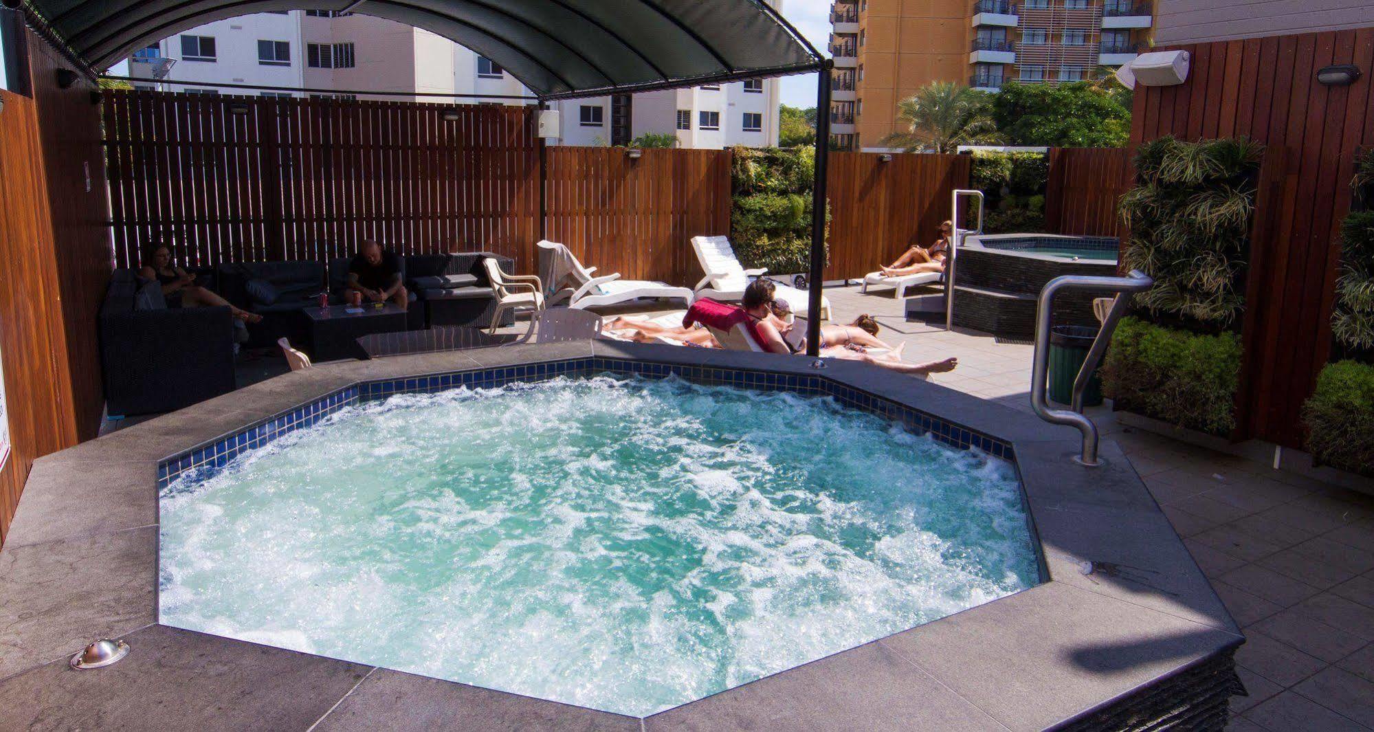 Chillis Backpackers Hostel Darwin Exterior photo